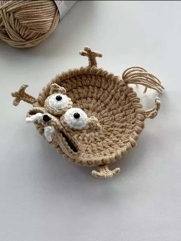 Acorn Buddy handmade crochet coaster detail