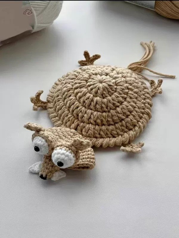 Acorn Buddy handmade crochet coaster detail